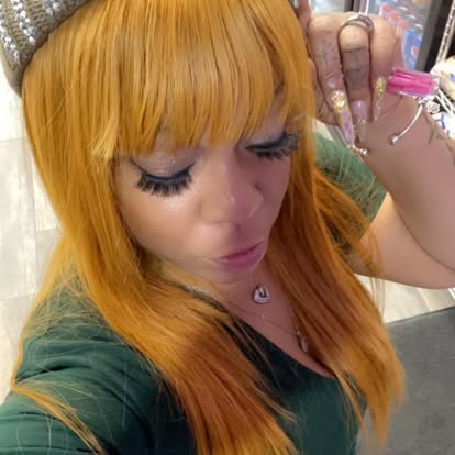 Keshia Kash orange bangs